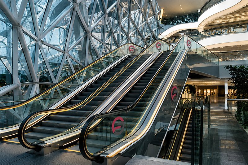 https://www.franksonelevator.com/wp-content/uploads/2026/07/escalator.jpg